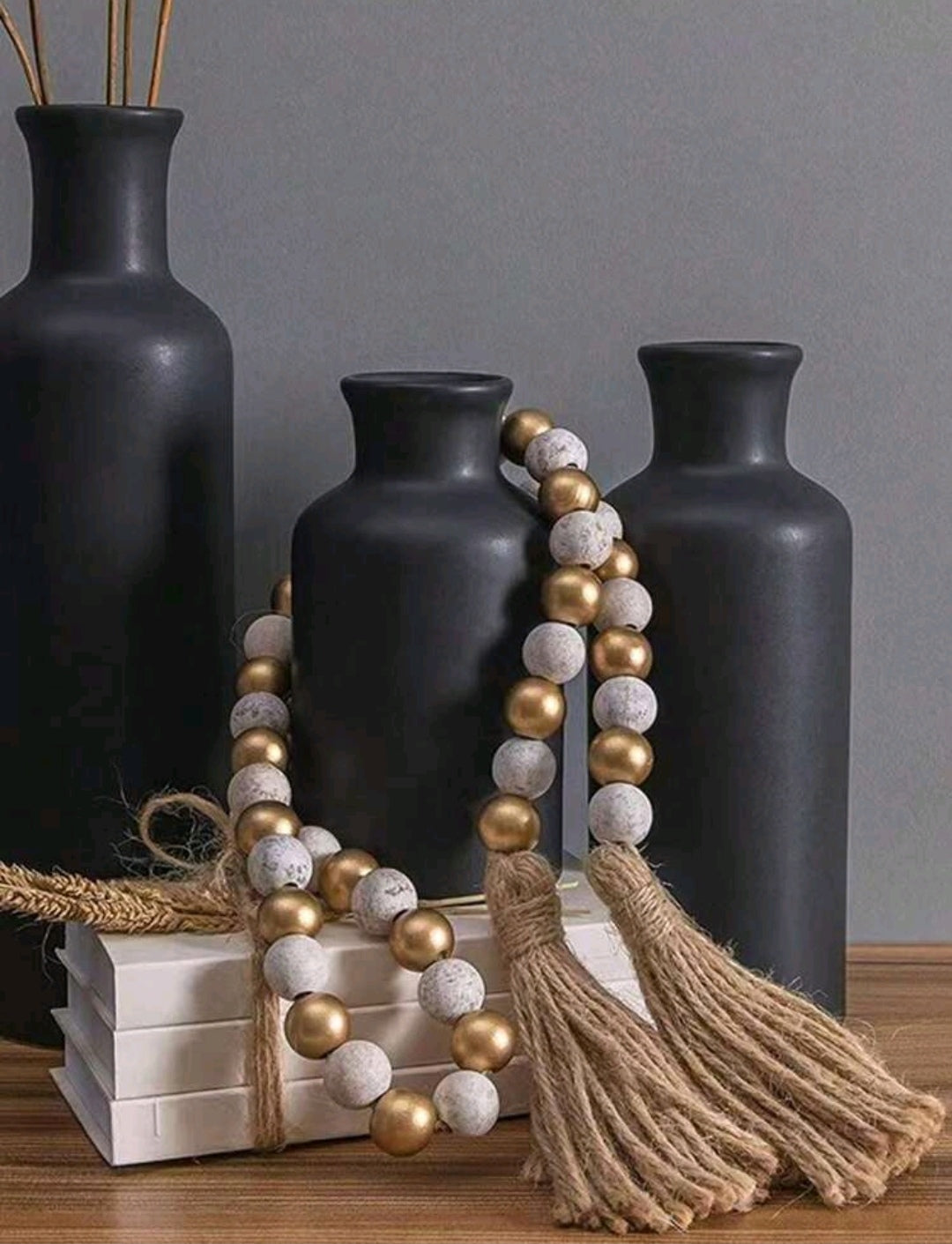 Perle en bois décoratif